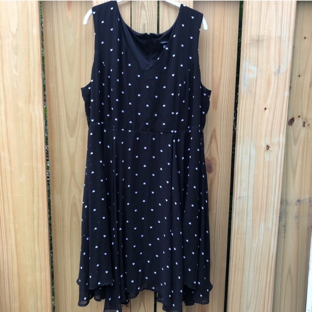 TORRID Black White Hearts Midi Dress Sz 24